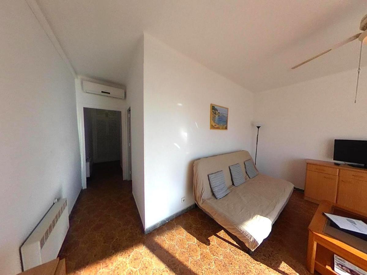 Liliane Apartment 시체스 외부 사진